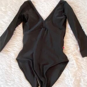 Yumiko BLACK AND PINK   LEOTARDS